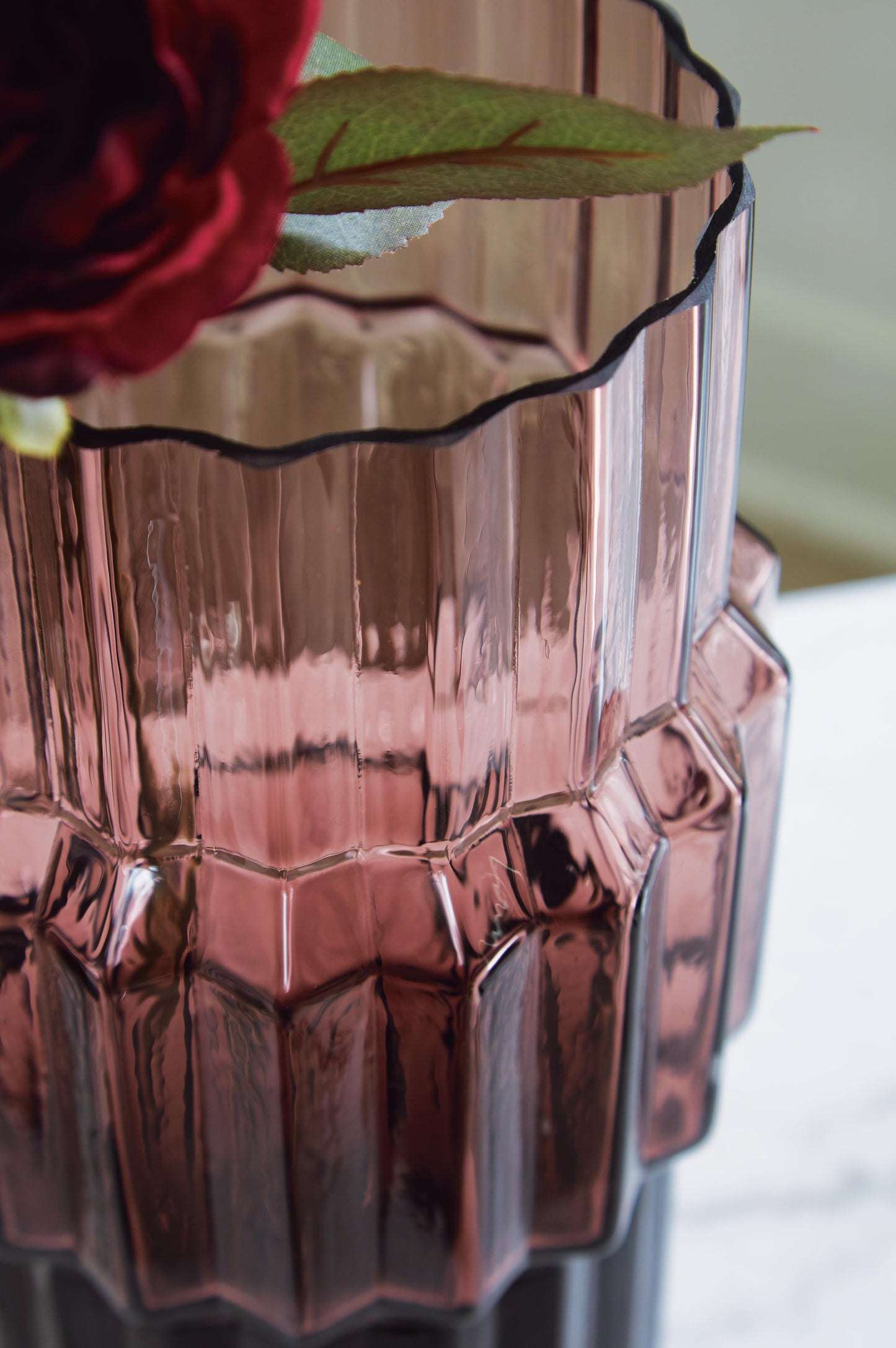 Ashley Dorlow Mauve Vase (Set of 2)
