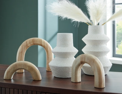 Ashley Maddwarth White Natural Brown Accessory Set (Set of 5)