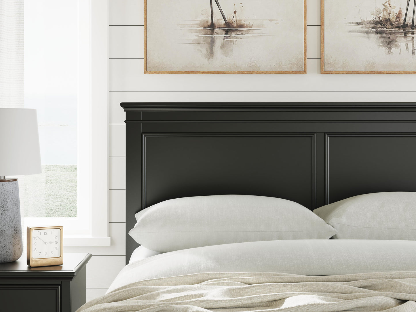 Ashley Lanolee Black Queen Panel Storage Bed