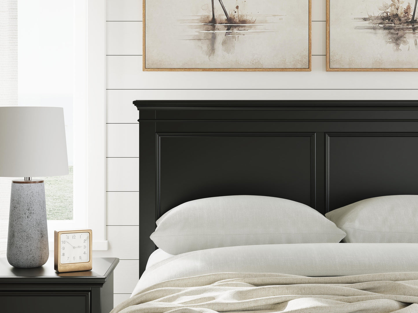 Ashley Lanolee Black Full Panel Storage Bed