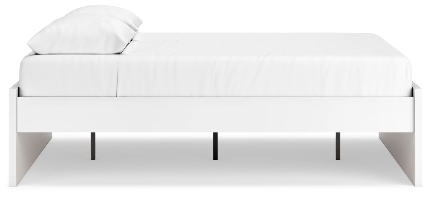 Ashley Onita White Queen Platform Bed