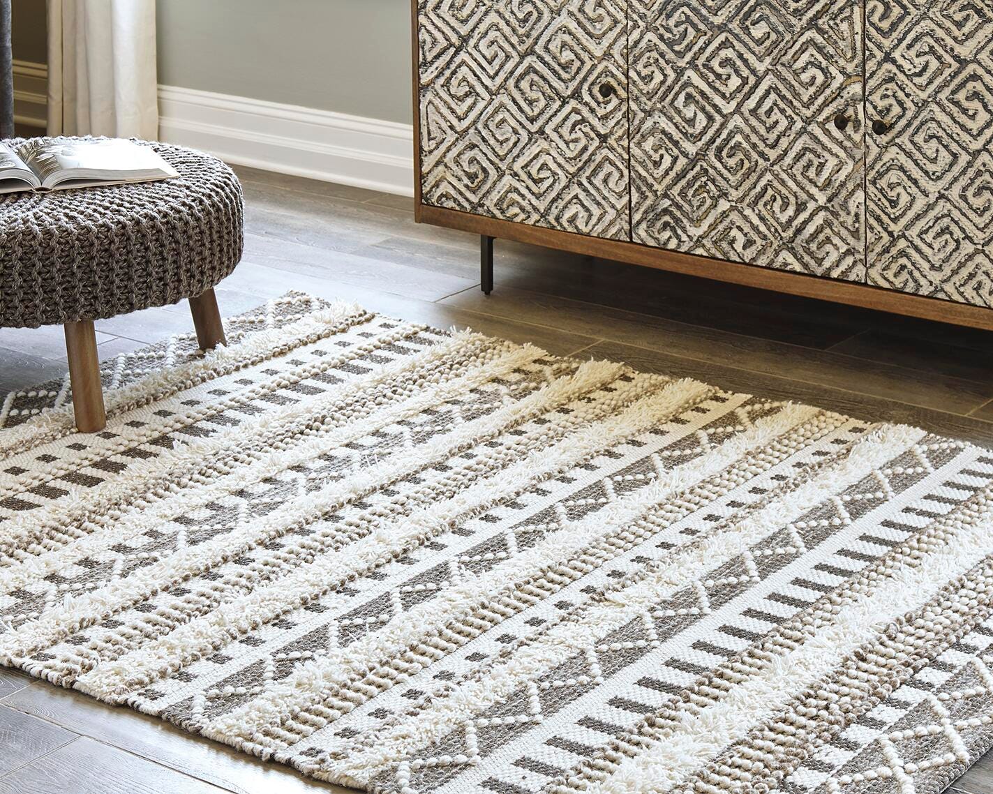 Ashley Karalee Ivory Brown 8' x 10' Rug