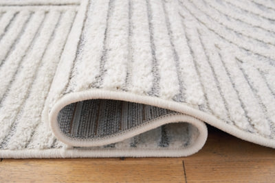 Ashley Lambworth Gray Cream 5'3" x 7' Rug
