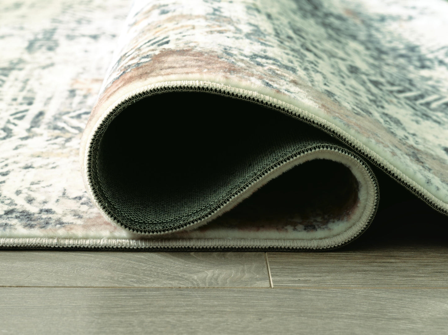 Ashley Redlings Multi 5' x 7' Rug