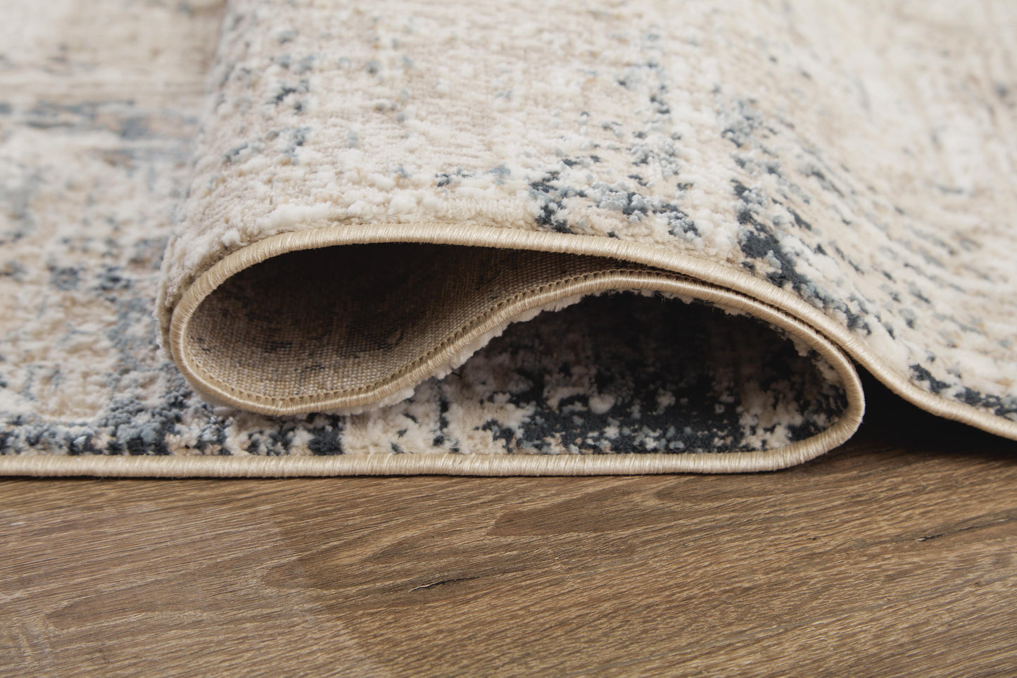 Ashley Gentor Blue Ivory 8' x 10' Rug