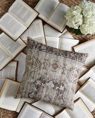 Ashley Roseridge Brown Black Cream Pillow (Set of 4)