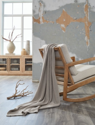 Ashley Gayelery Gray Throw (Set of 3)