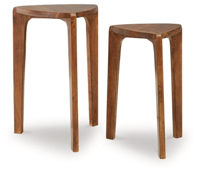 Ashley Brynnleigh Medium Brown Accent Table (Set of 2)