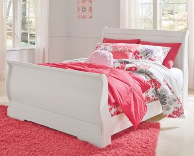 Ashley Anarasia White Full Sleigh Bed