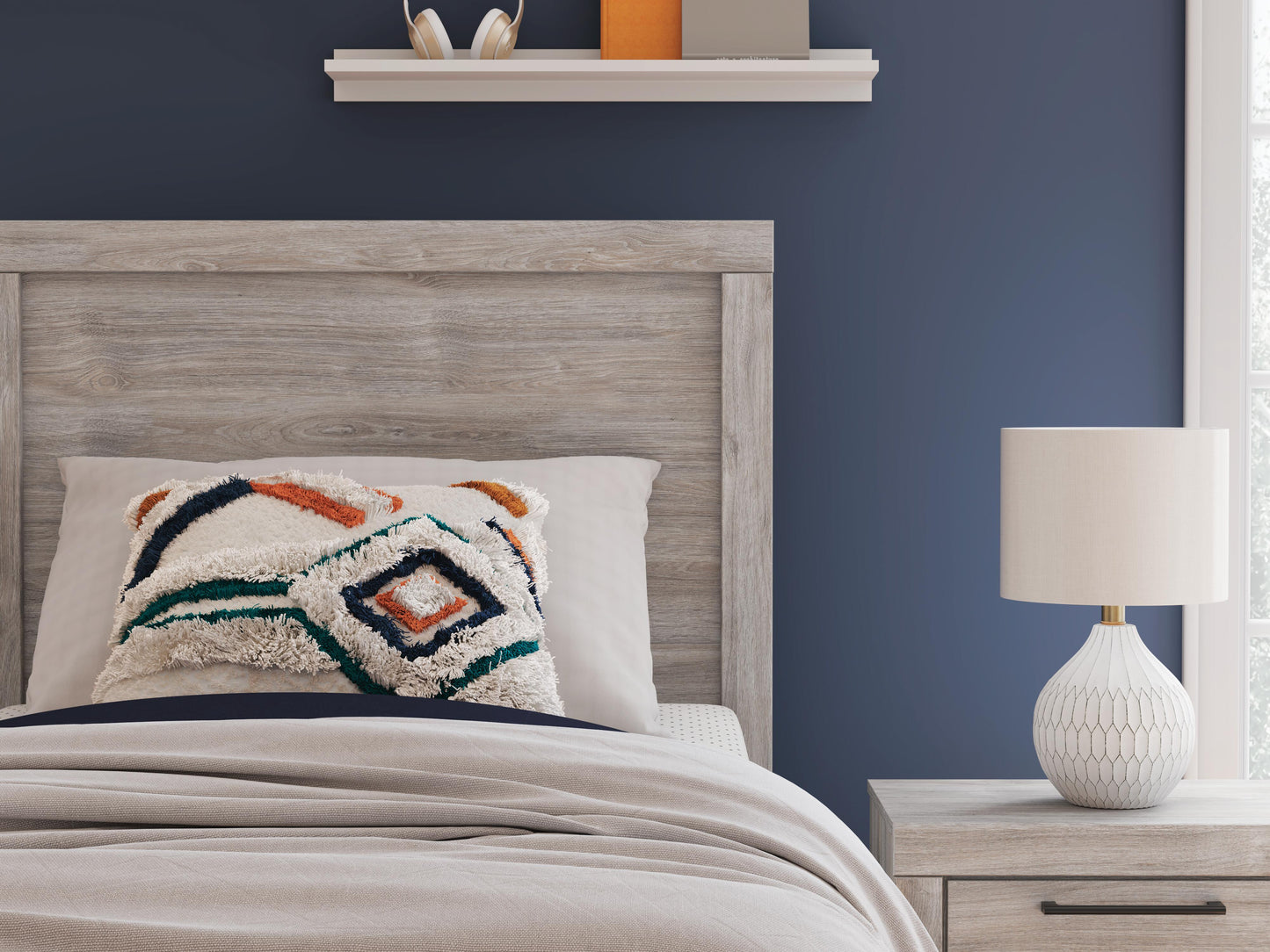Ashley Jonnifer Gray Twin Panel Bed