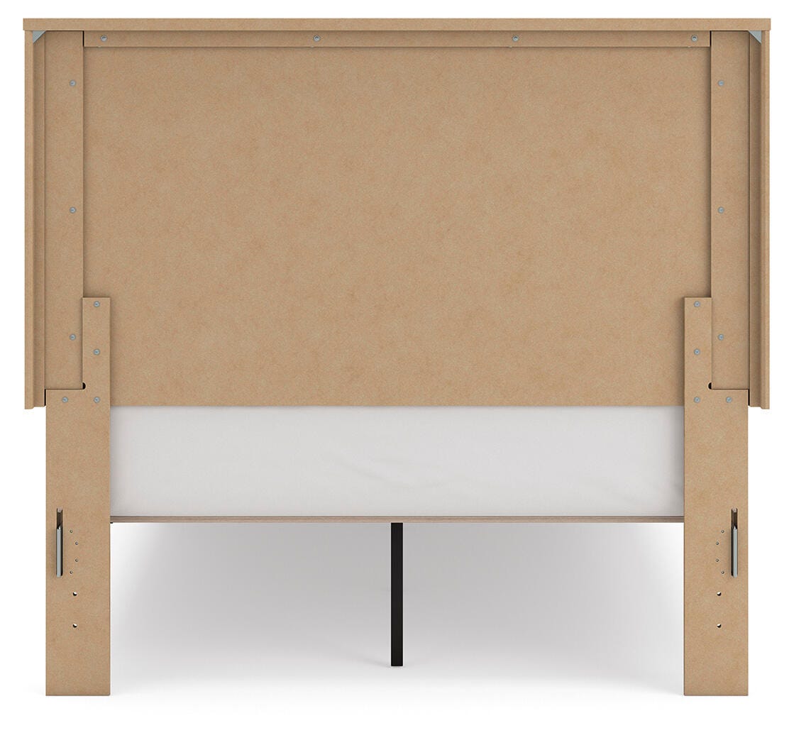 Ashley Dovander Warm Natural Brown Full Panel Platform Bed