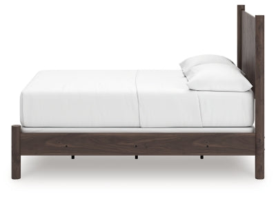 Ashley Cadmori Brown Full Panel Bed