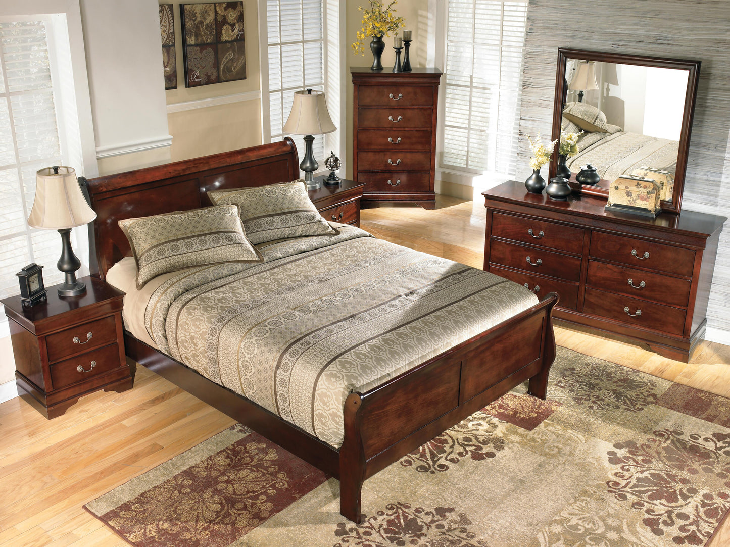 Ashley Alisdair Reddish Brown California King Sleigh Bed