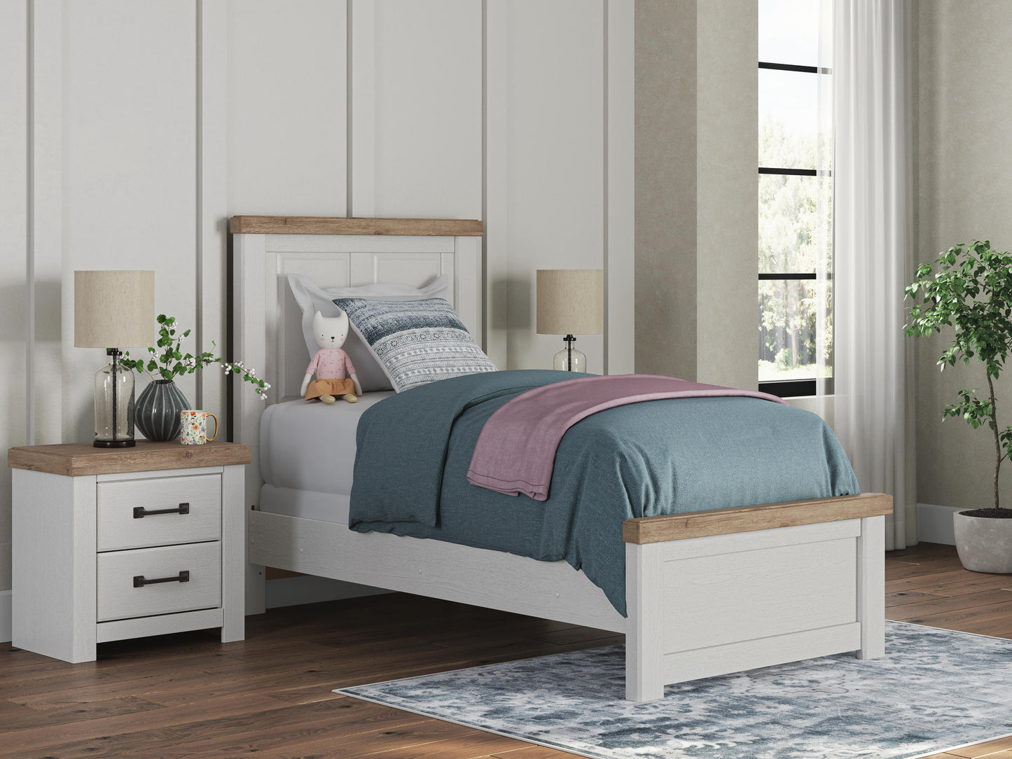 Benchcraft Savonport White Brown Twin Panel Bed