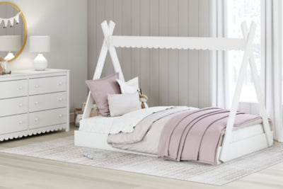 Ashley Hallityn White Full Tent Bed