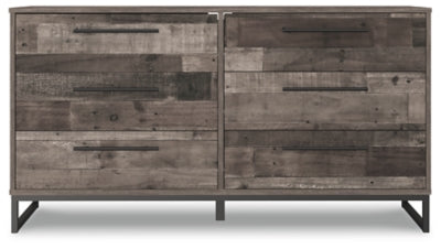 Ashley Neilsville Multi Gray 59" W Dresser