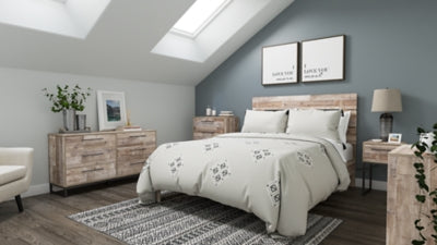 Ashley Neilsville Whitewash Queen Panel Platform Bed