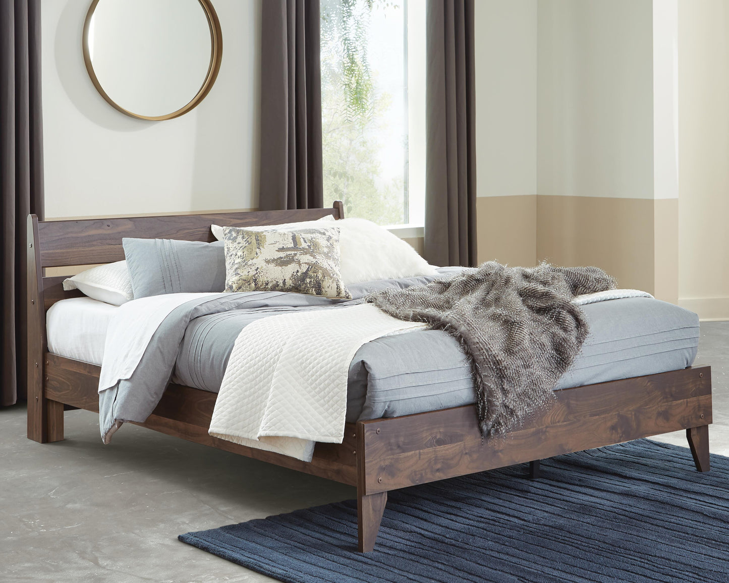 Ashley Calverson Mocha Full Panel Platform Bed