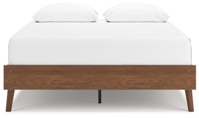 Ashley Fordmont Auburn Queen Platform Bed