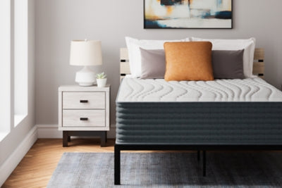 Ashley Hybrid 1400 White California King Mattress
