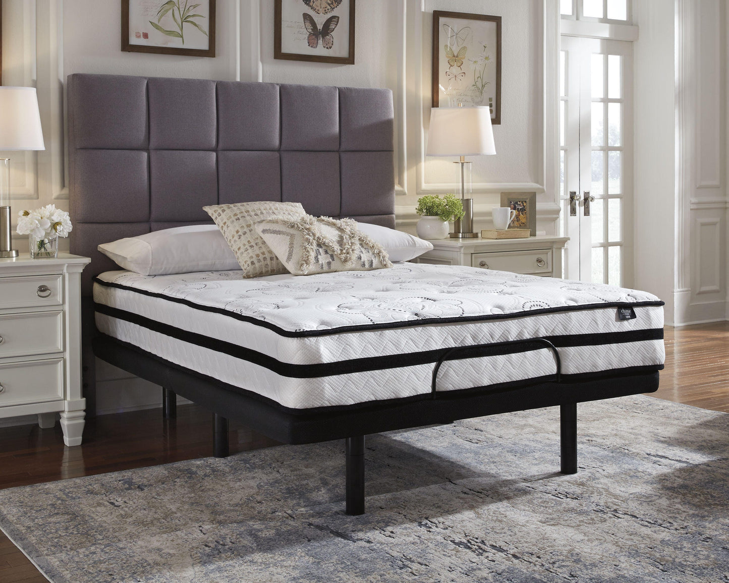 Ashley Chime 10 Inch Hybrid White Full Mattress in a Box