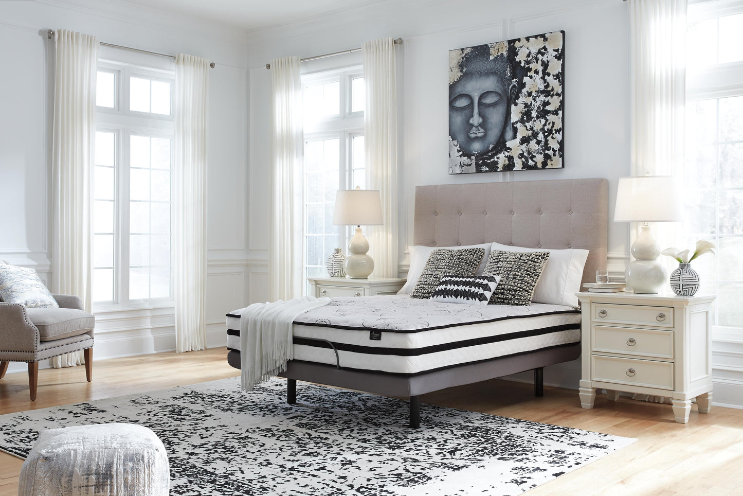 Ashley Chime 10 Inch Hybrid White King Mattress in a Box
