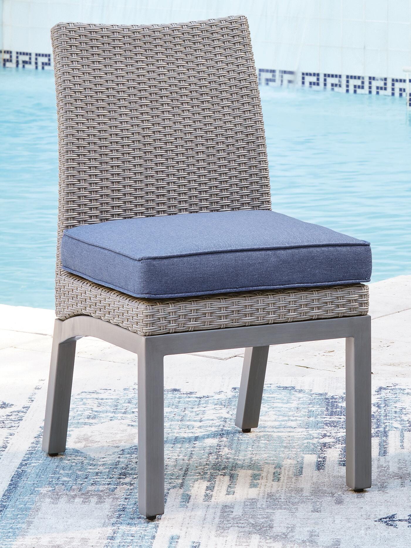 Ashley Dillon Beach Blue Gray Outdoor Side Chair with Cushion (Set of 2)