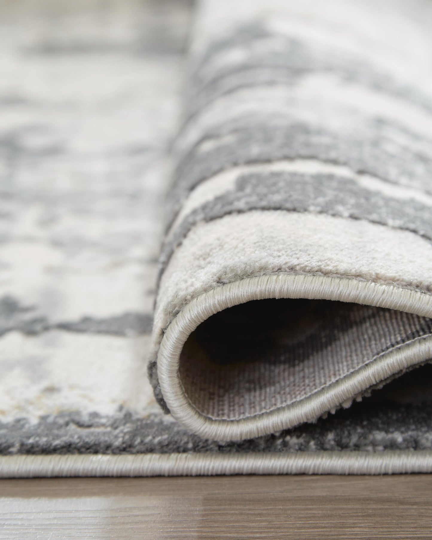 Ashley Mazatl Multi 5'3" x 7'3" Rug