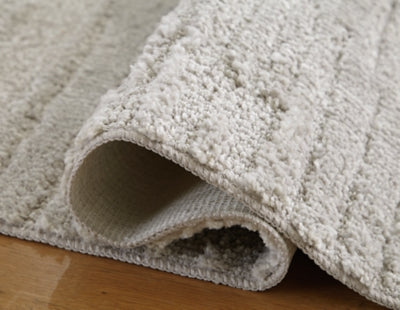 Ashley Ivygail Gray 5' x 7' Rug