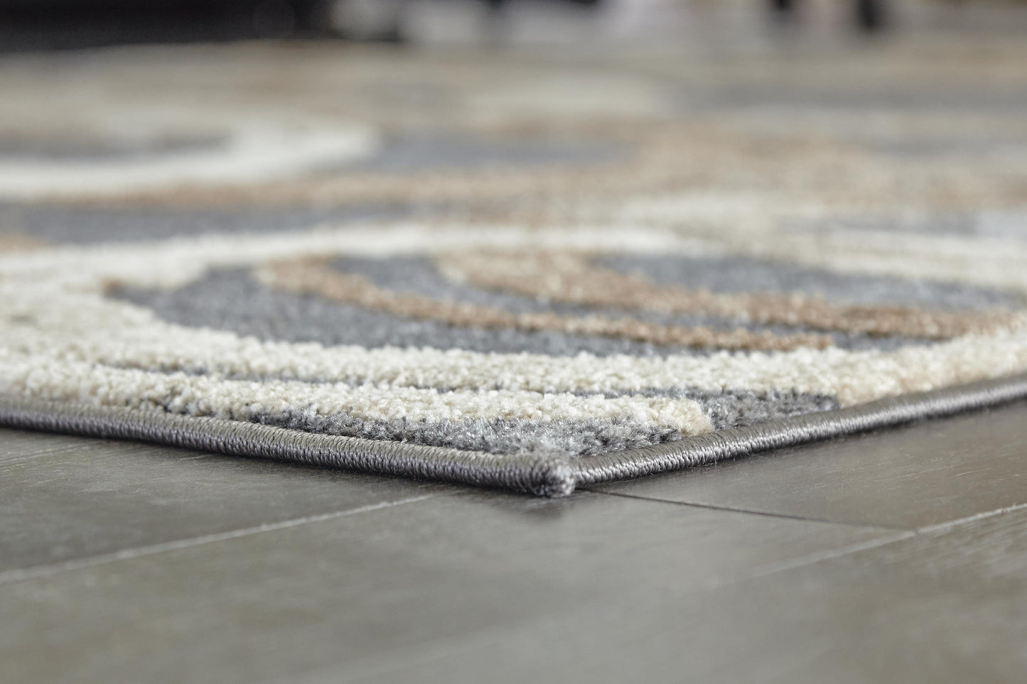 Ashley Faelyn Multi 5' x 7'3" Rug
