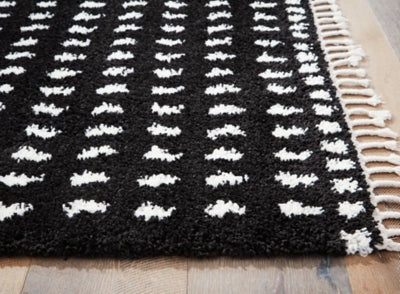 Ashley Minston Black White 5' x 7' Rug