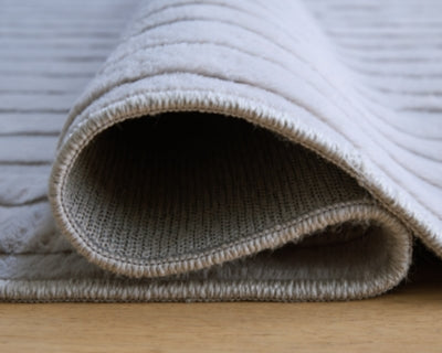 Ashley Worthley Gray Washable 5' x 7' Area Rug