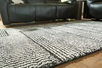 Ashley Kurtmen Black Ivory 5' x 7' Area Rug