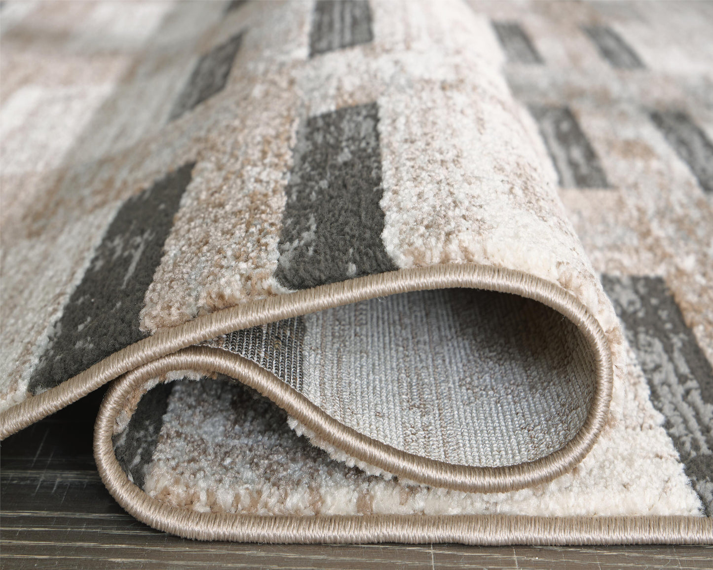 Ashley Alstone Multi 5'3" x 7' Area Rug