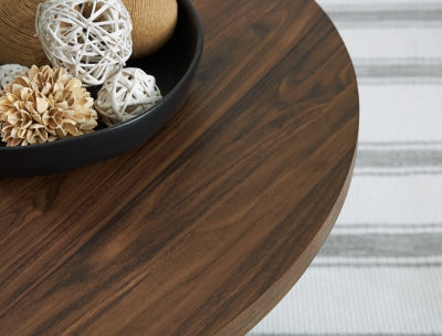 Ashley Elbrynn Brown Black Table (Set of 3)