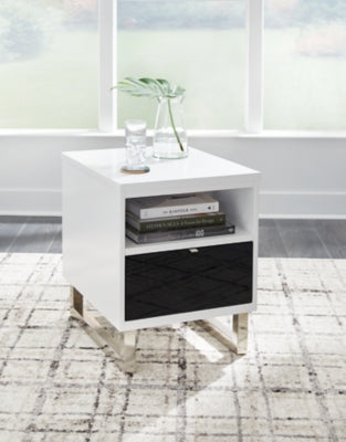 Ashley Gardoni White Black Chairside End Table